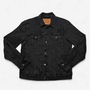 Levi’s black distressed trucker denim jacket men’s size M streetwear